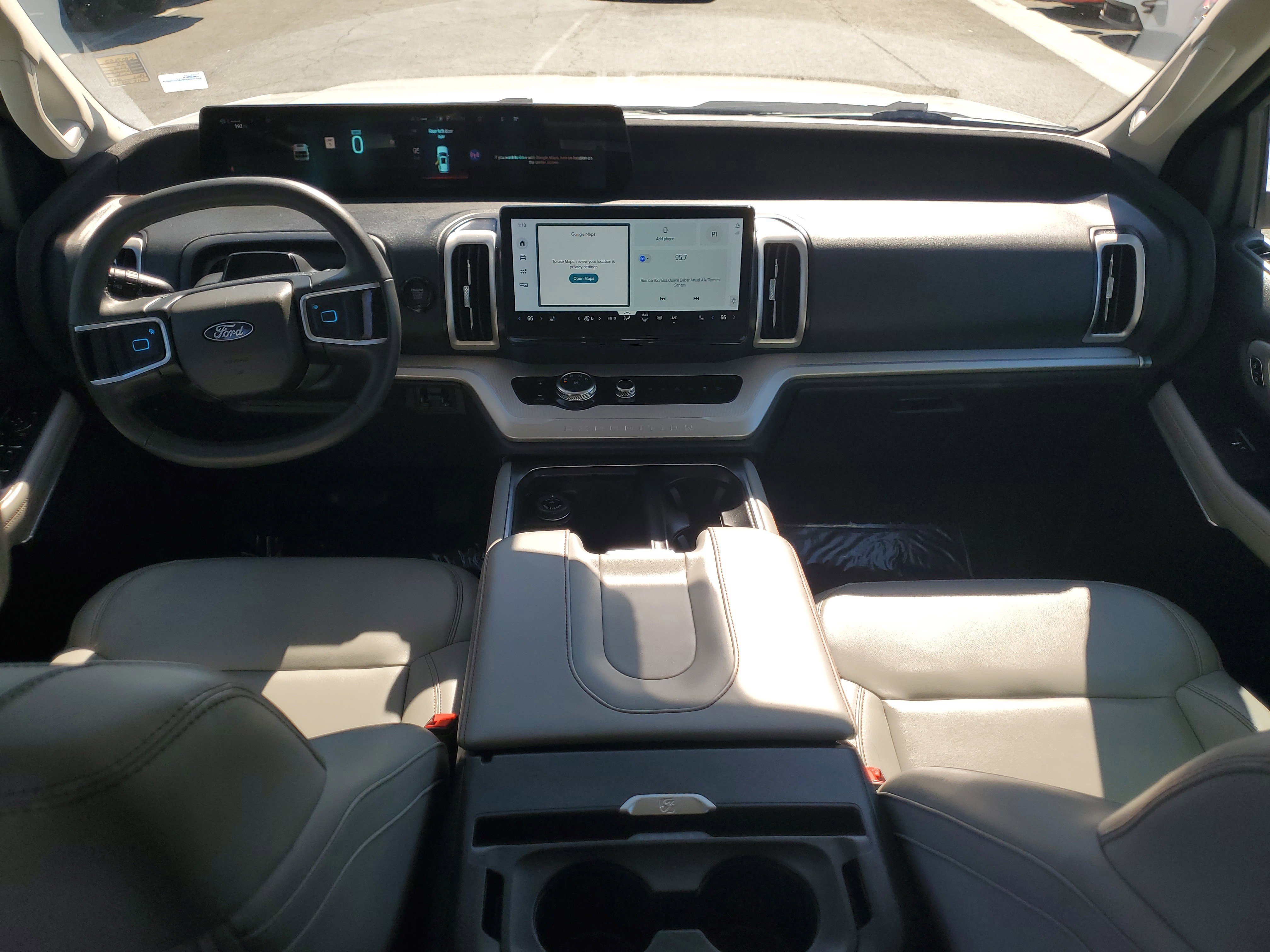 Certified 2025 Ford Expedition Active image 16