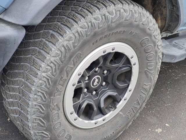 Certified 2023 Ford Bronco Outer Banks w/ Sasquatch Package AWD/4WD image 5