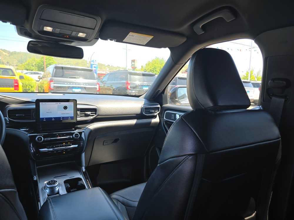 Certified 2022 Ford Explorer ST AWD/4WD image 14