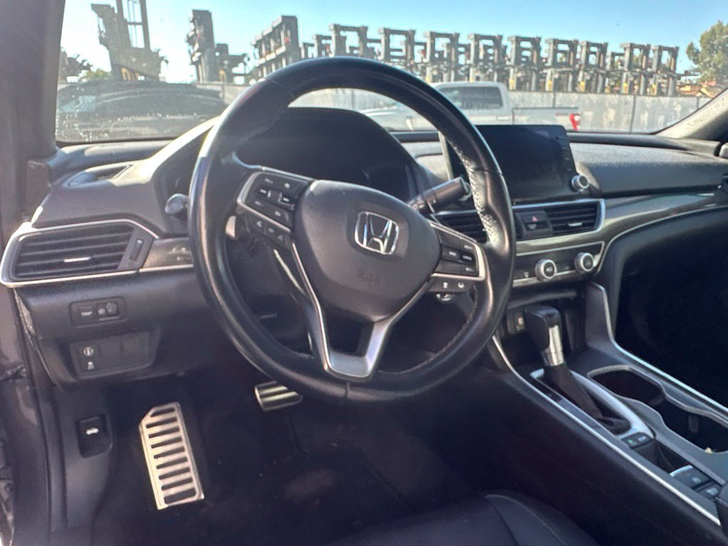 Used 2019 Honda Accord Sport image 11