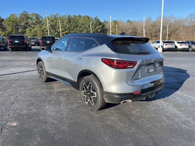 Used 2024 Chevrolet Blazer RS w/ Driver Confidence II Package image 5