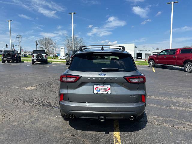 Certified 2025 Ford Escape ST-Line Elite w/ Premium Technology Package AWD/4WD image 6