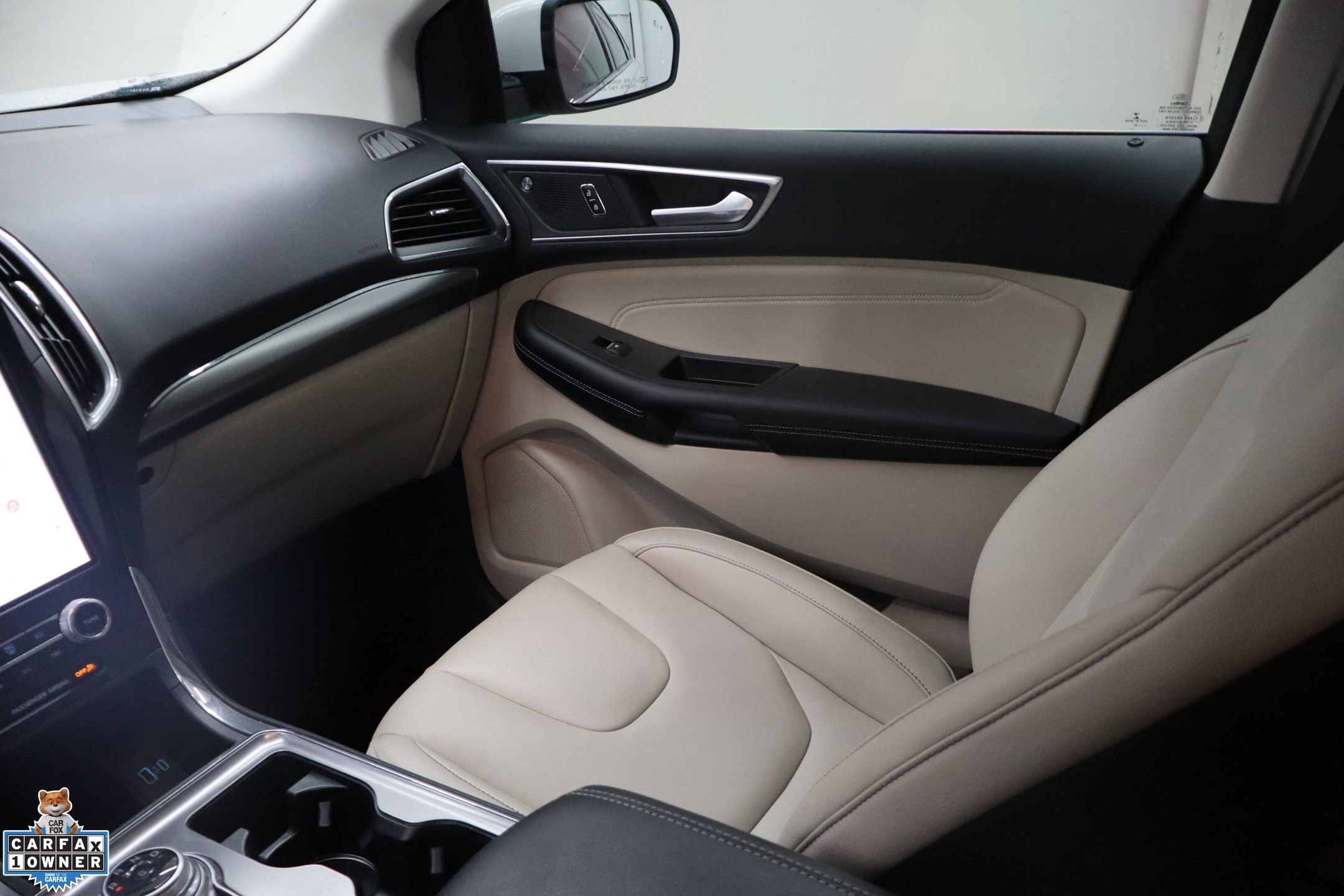 Certified 2022 Ford Edge Titanium AWD/4WD image 31