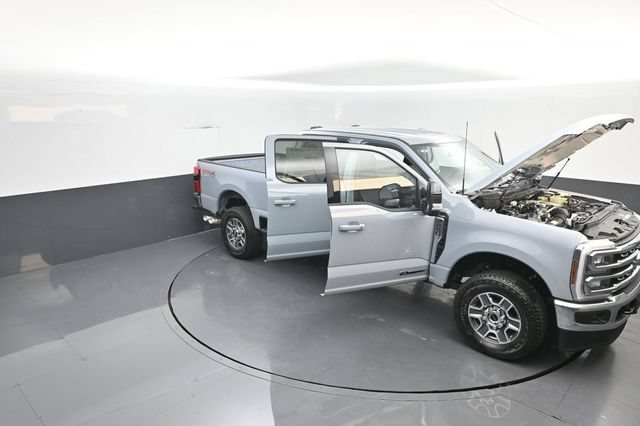 Certified 2026 Ford F250 Lariat w/ FX4 Off-Road Package AWD/4WD image 30