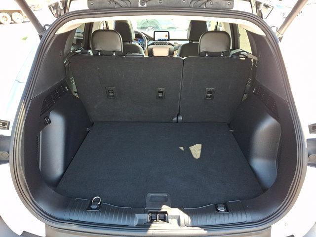 Certified 2022 Ford Escape Titanium w/ Class II Trailer Tow Package AWD/4WD image 36