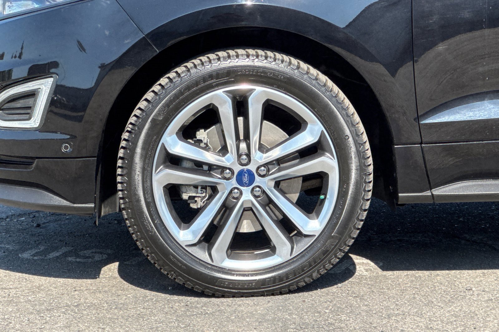 Certified 2018 Ford Edge Sport w/ Equipment Group 401A image 28