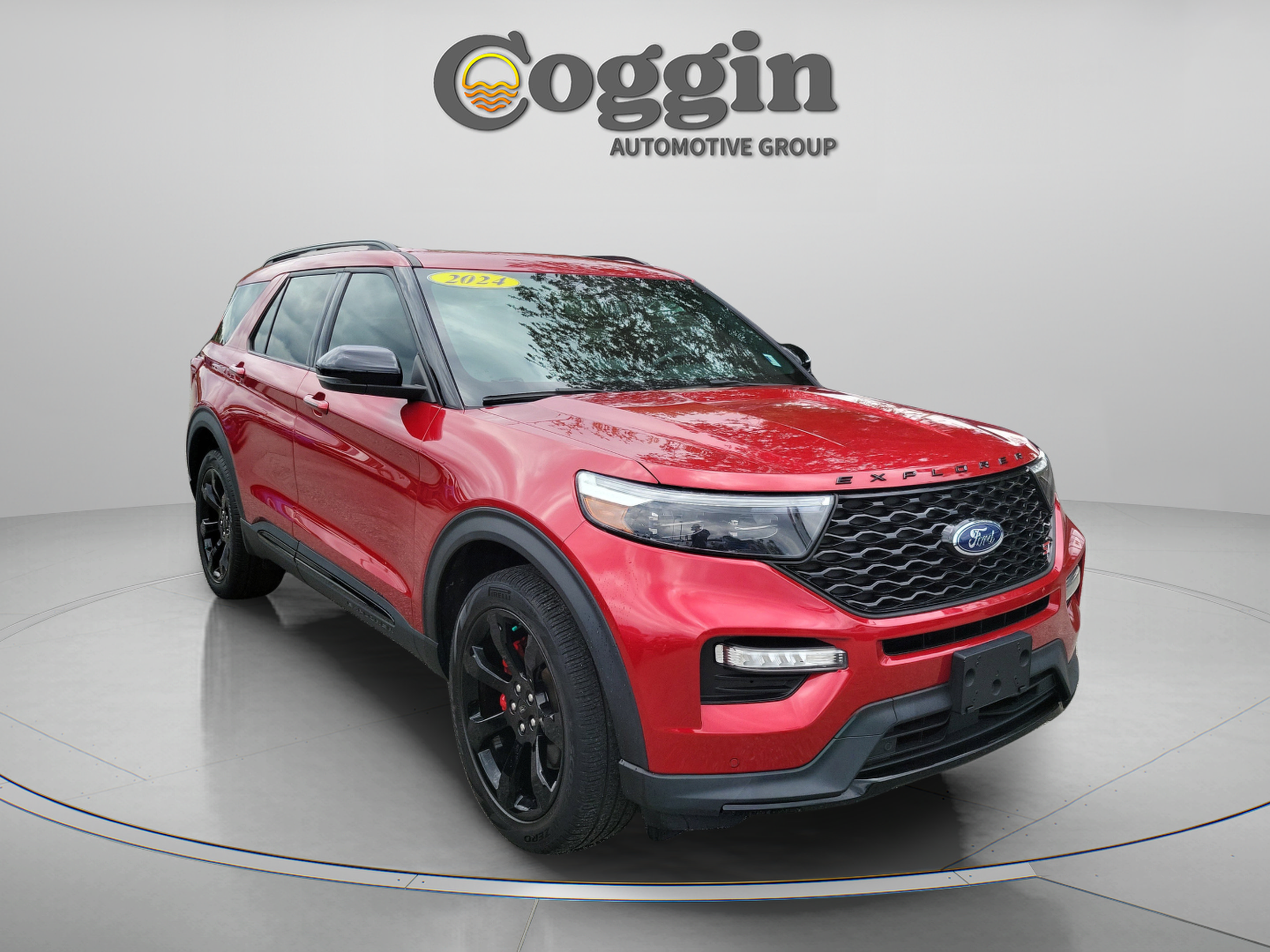 Certified 2024 Ford Explorer ST w/ Equipment Group 401A AWD/4WD image 4