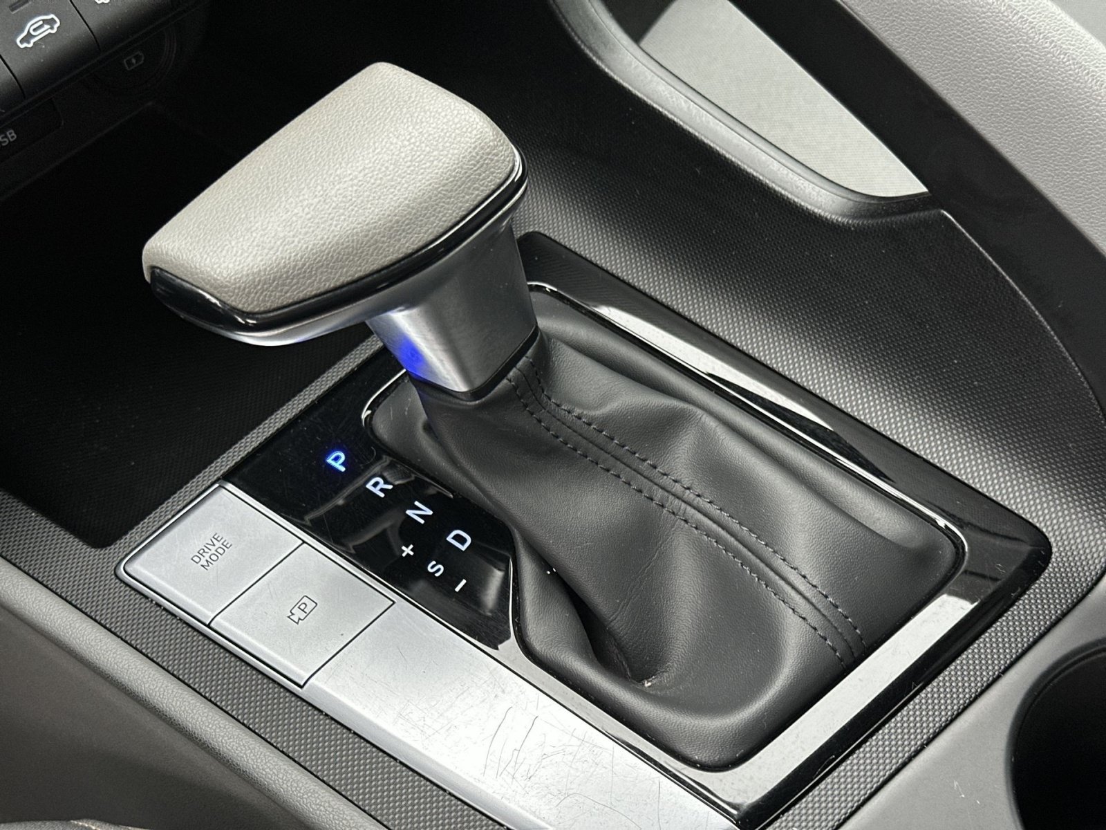 Used 2023 Hyundai Elantra SEL FWD image 23