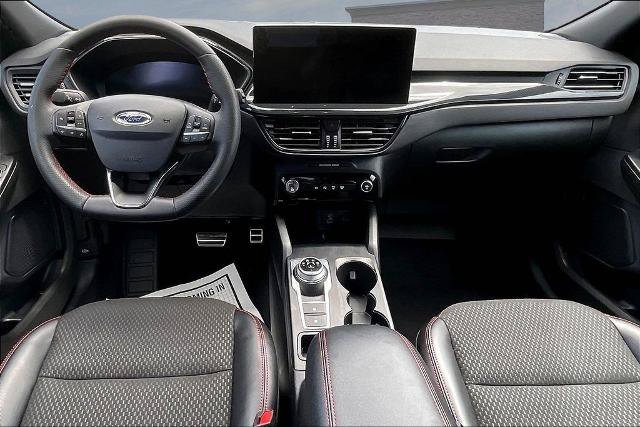 Certified 2023 Ford Escape ST-Line Select w/ Tech Pack #2 AWD/4WD image 7