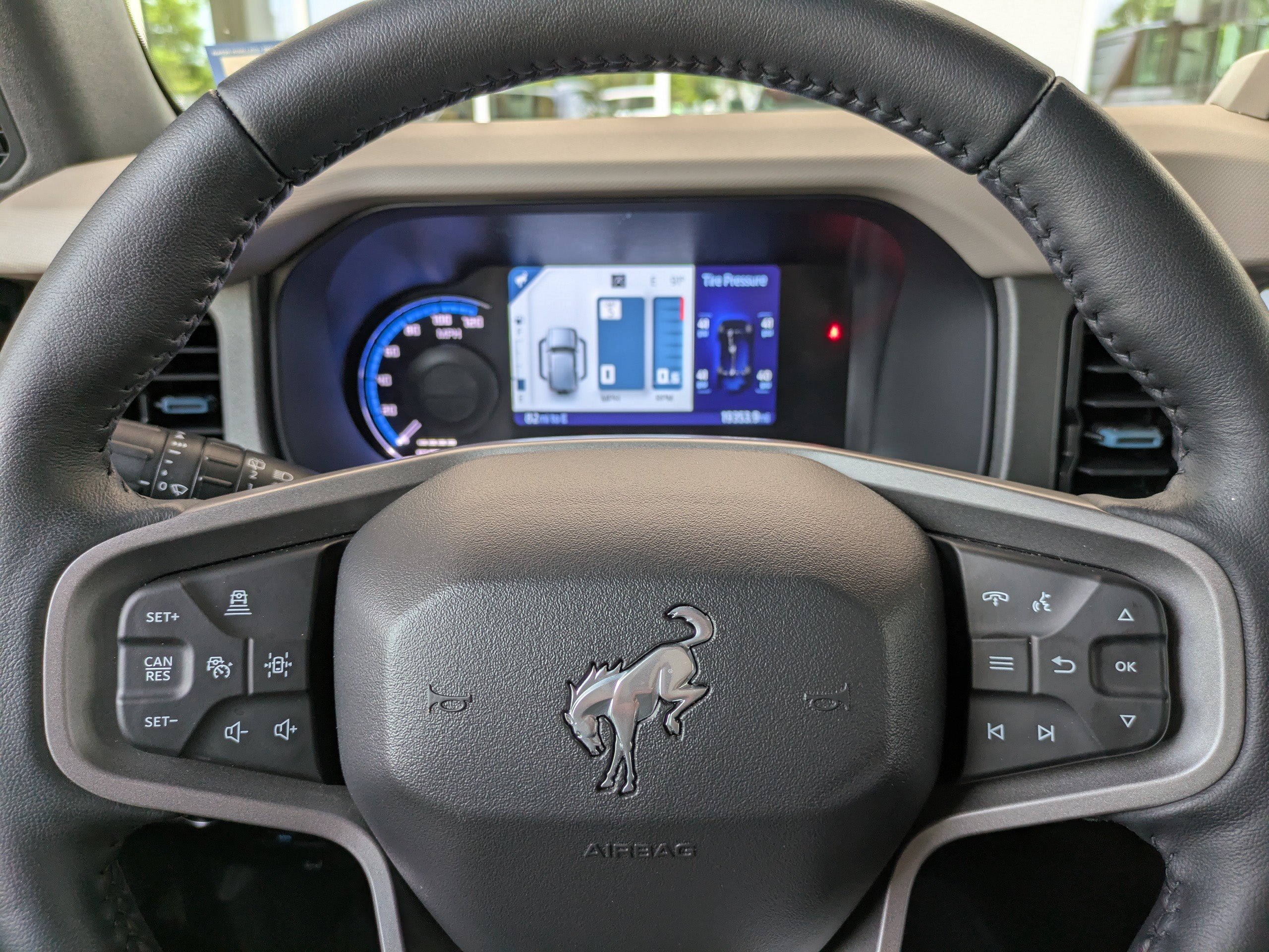 Certified 2024 Ford Bronco Wildtrak AWD/4WD image 28