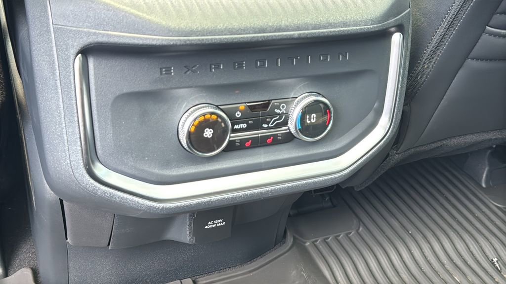 Certified 2025 Ford Expedition Tremor image 31