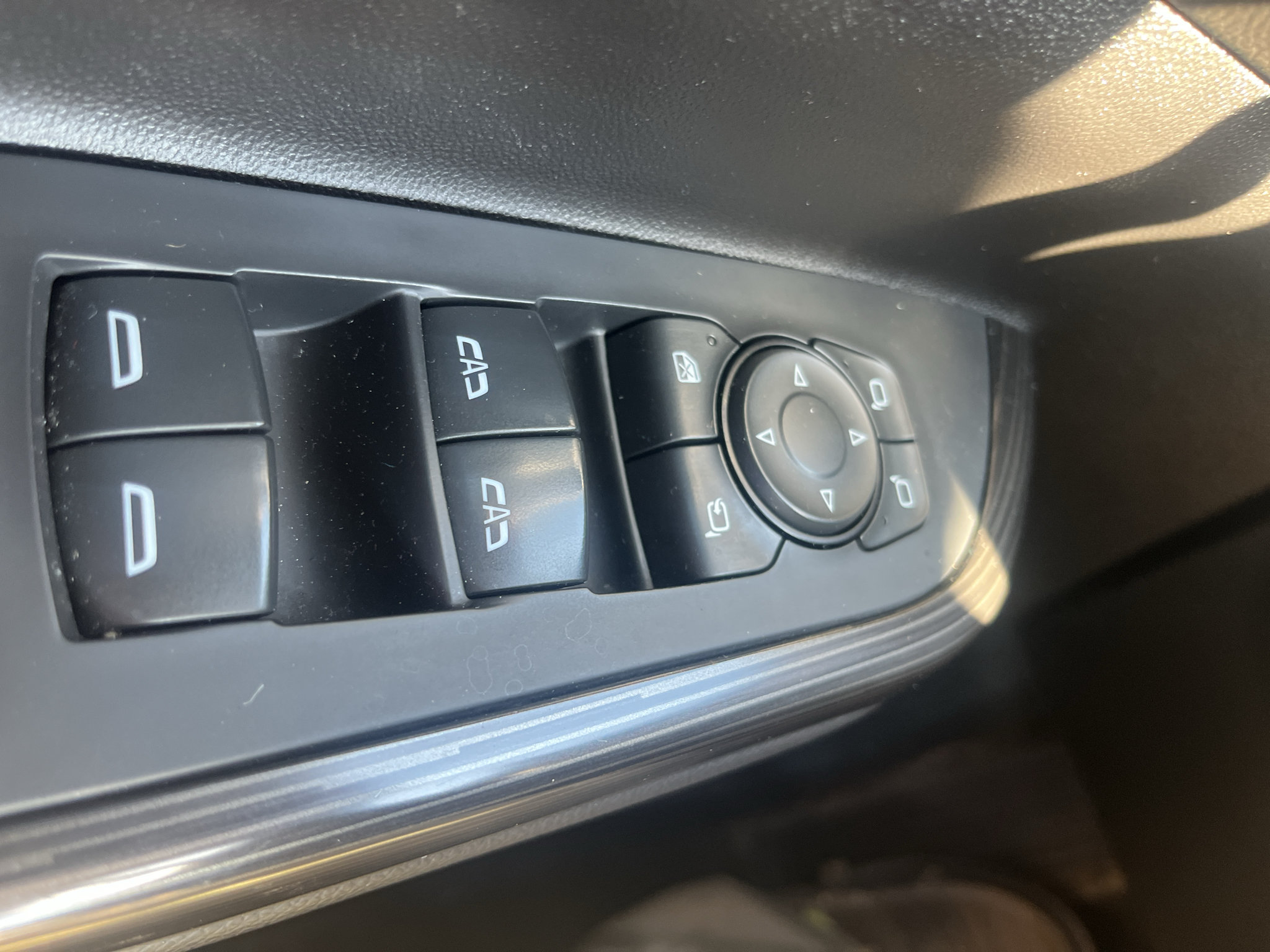 Used 2021 GMC Acadia SLT w/ Technology Package AWD/4WD image 21