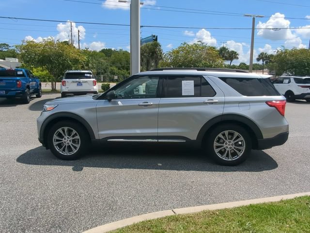 Certified 2022 Ford Explorer XLT w/ Equipment Group 202A RWD image 8