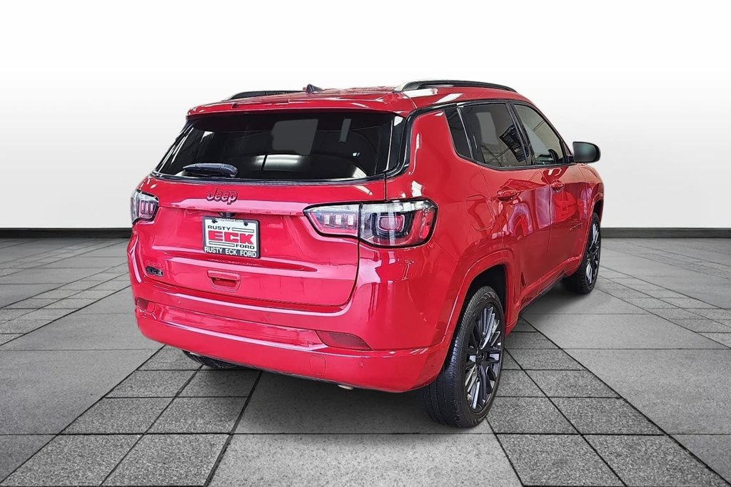 Used 2023 Jeep Compass Limited AWD/4WD image 5