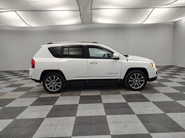 Used 2017 Jeep Compass High Altitude AWD/4WD image 9