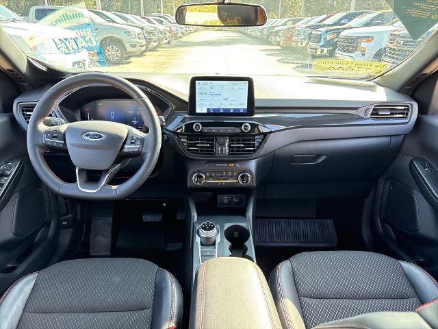 Certified 2025 Ford Escape ST-Line w/ Equipment Group 301A image 7