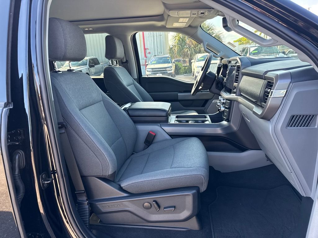 Certified 2025 Ford F150 XLT w/ Equipment Group 303A High image 28