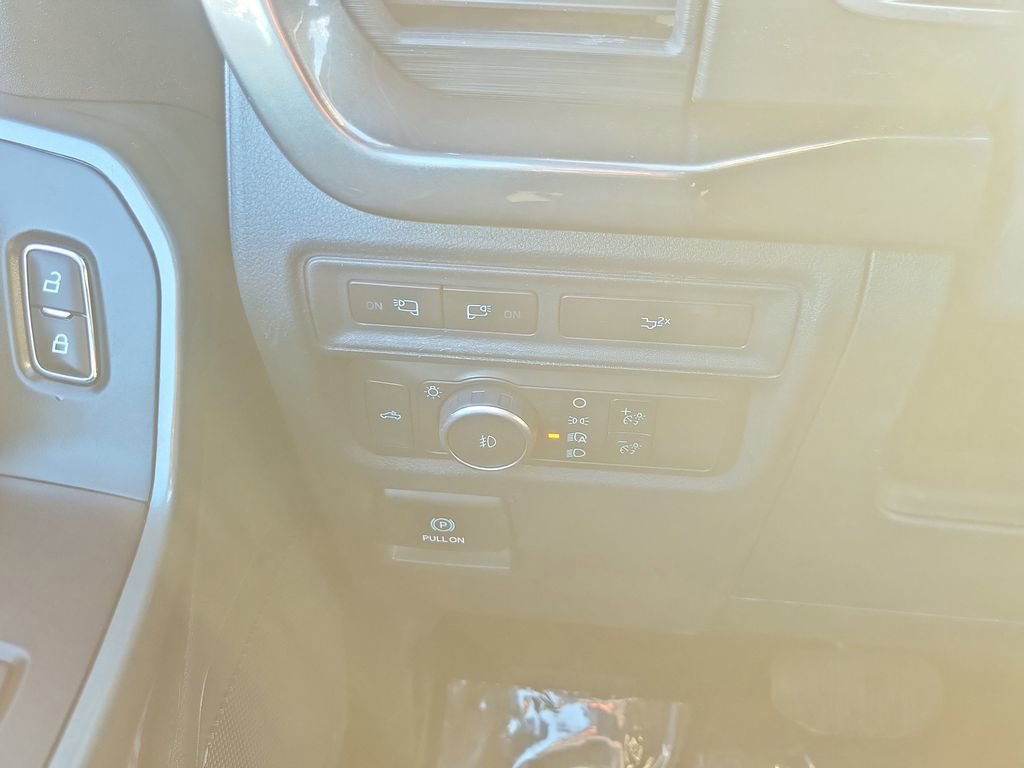 Certified 2022 Ford F150 XLT w/ Equipment Group 302A High image 12