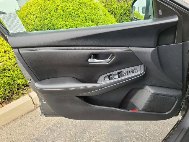 Used 2023 Nissan Sentra SV image 27