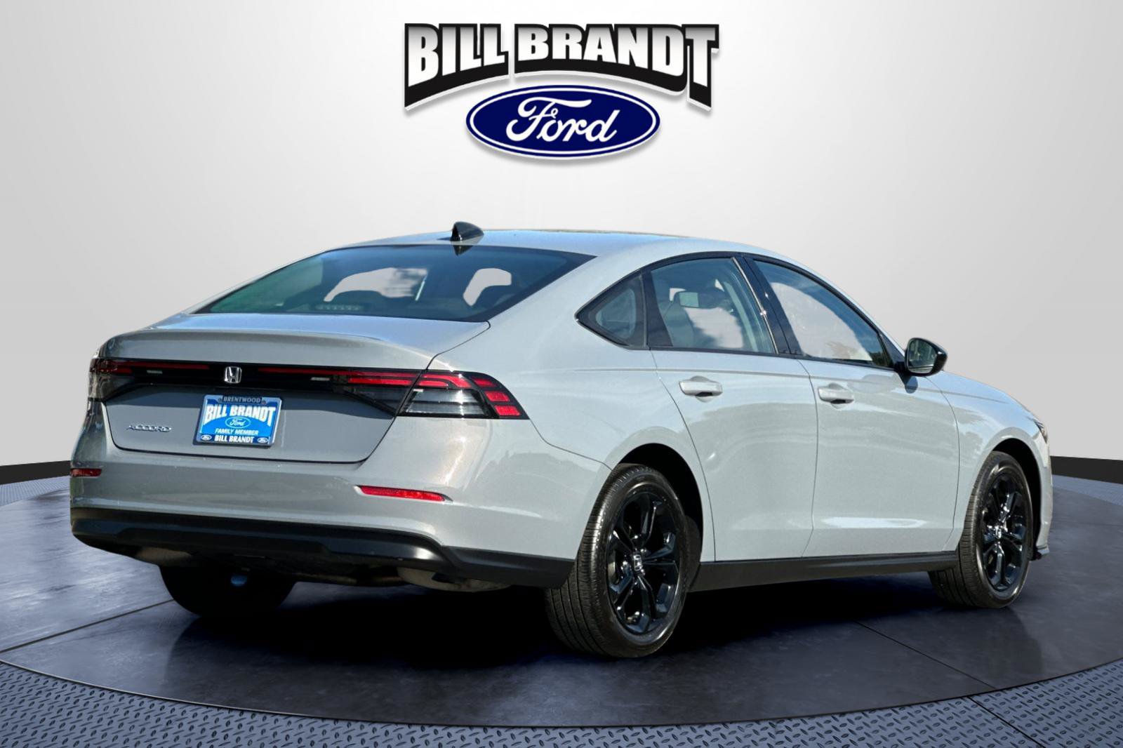 Used 2025 Honda Accord SE image 3