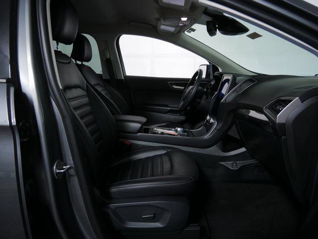 Certified 2024 Ford Edge SEL w/ Convenience Package AWD/4WD image 11