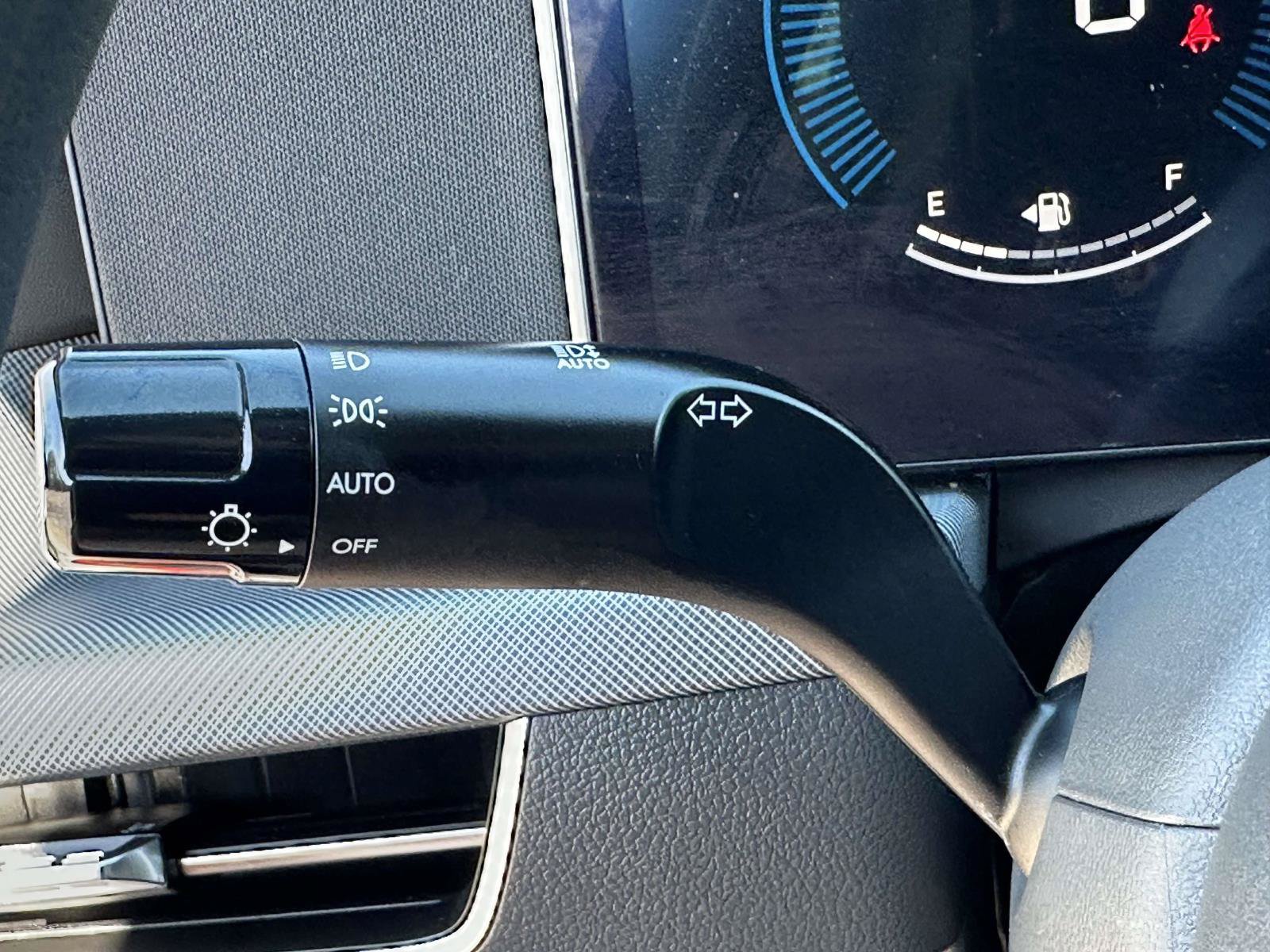 Used 2025 Hyundai Sonata SEL FWD image 16