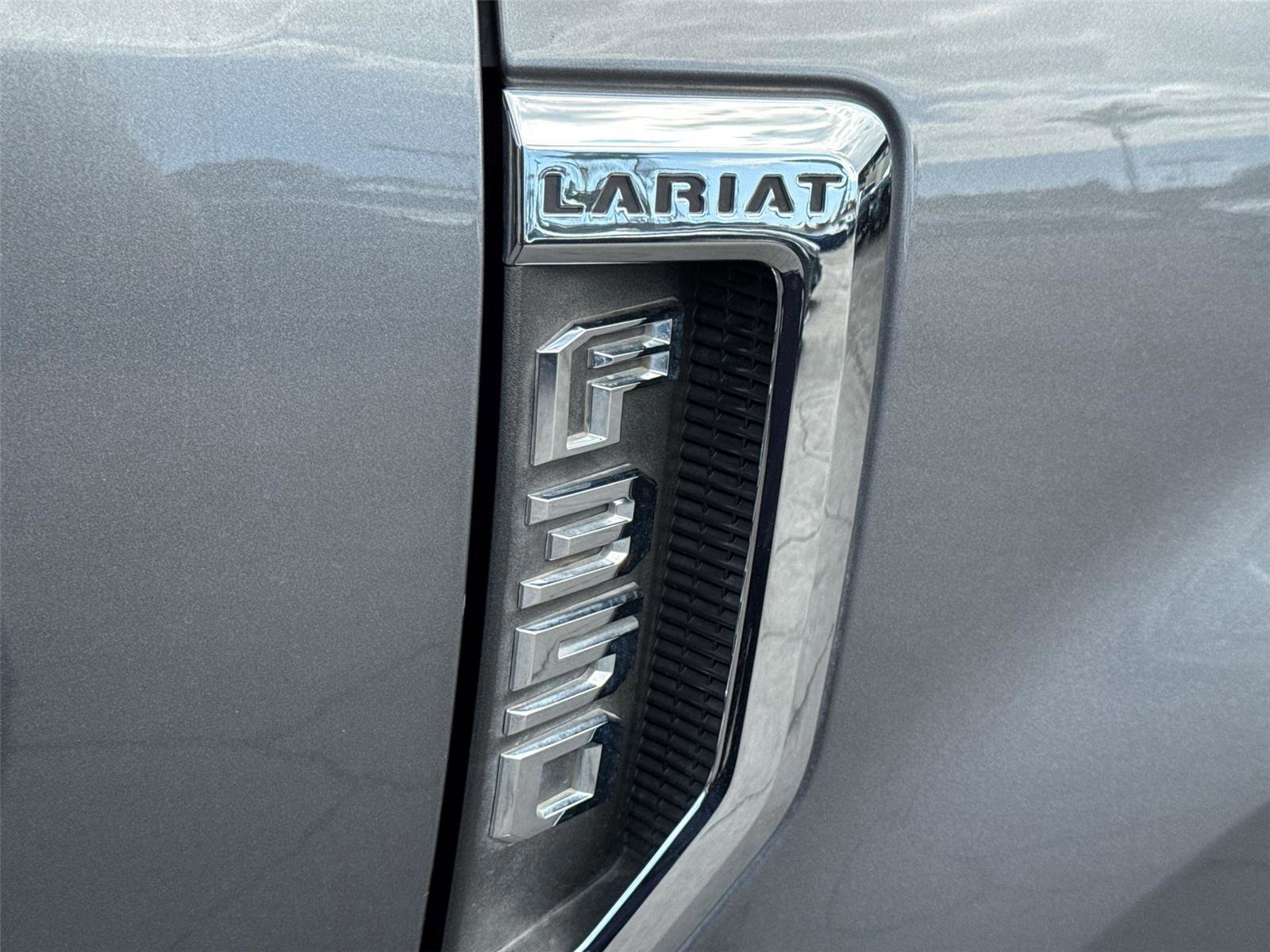 Certified 2022 Ford F350 Lariat w/ Lariat Ultimate Package image 11