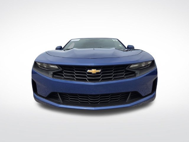 Used 2019 Chevrolet Camaro LT RWD image 3