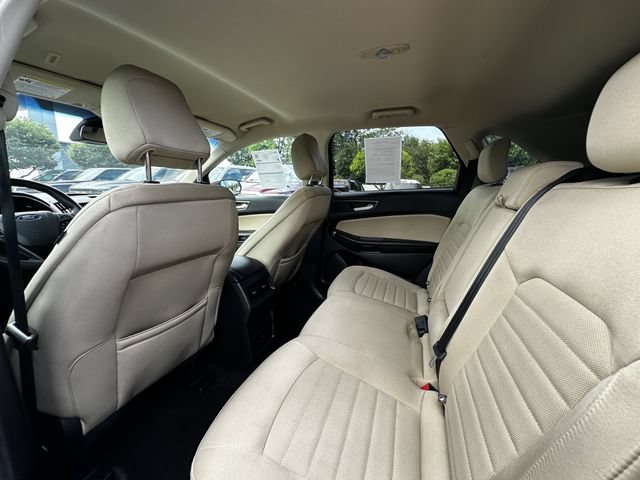 Certified 2020 Ford Edge SE FWD image 18