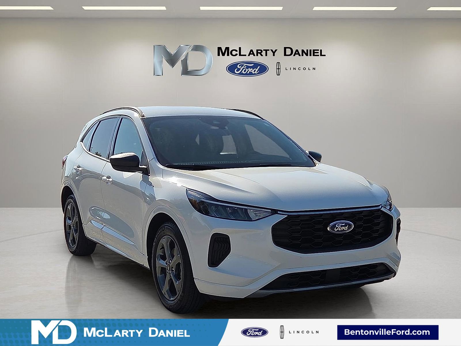 Certified 2023 Ford Escape ST-Line w/ Tech Pack #1 FWD image 1