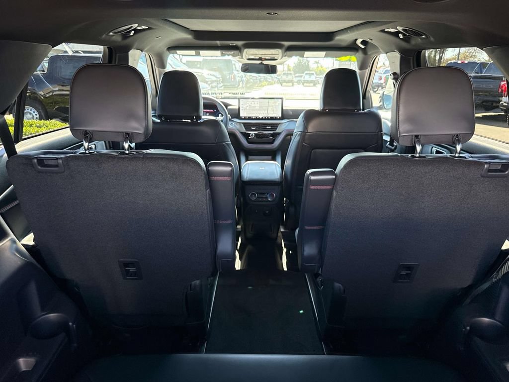 Certified 2026 Ford Explorer ST-Line w/ ST-Line Street Pack AWD/4WD image 10