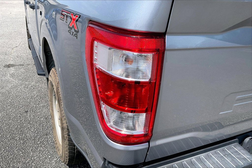 Certified 2021 Ford F150 XL w/ STX Appearance Package AWD/4WD image 31