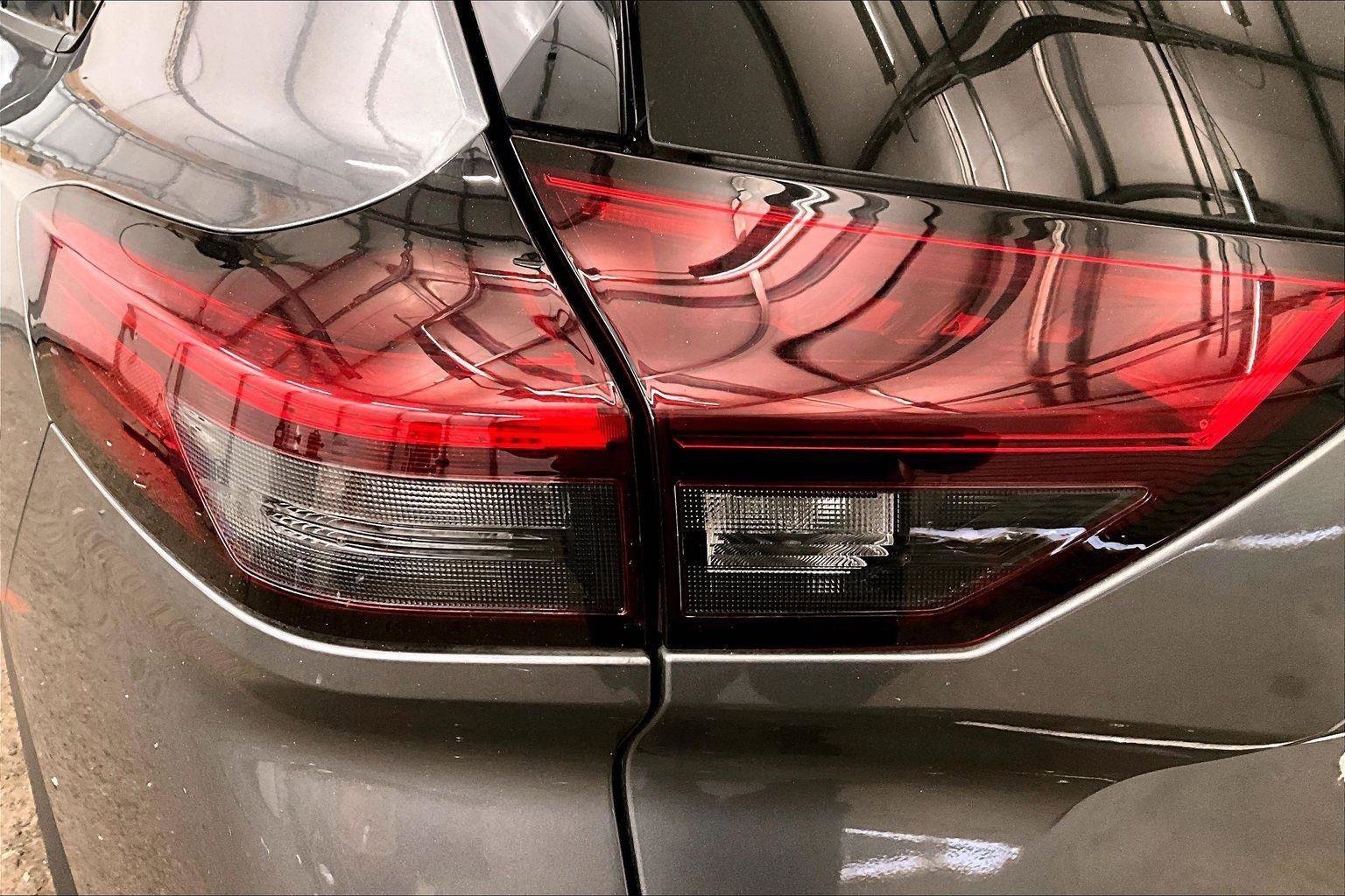 Used 2021 Nissan Rogue SV image 28