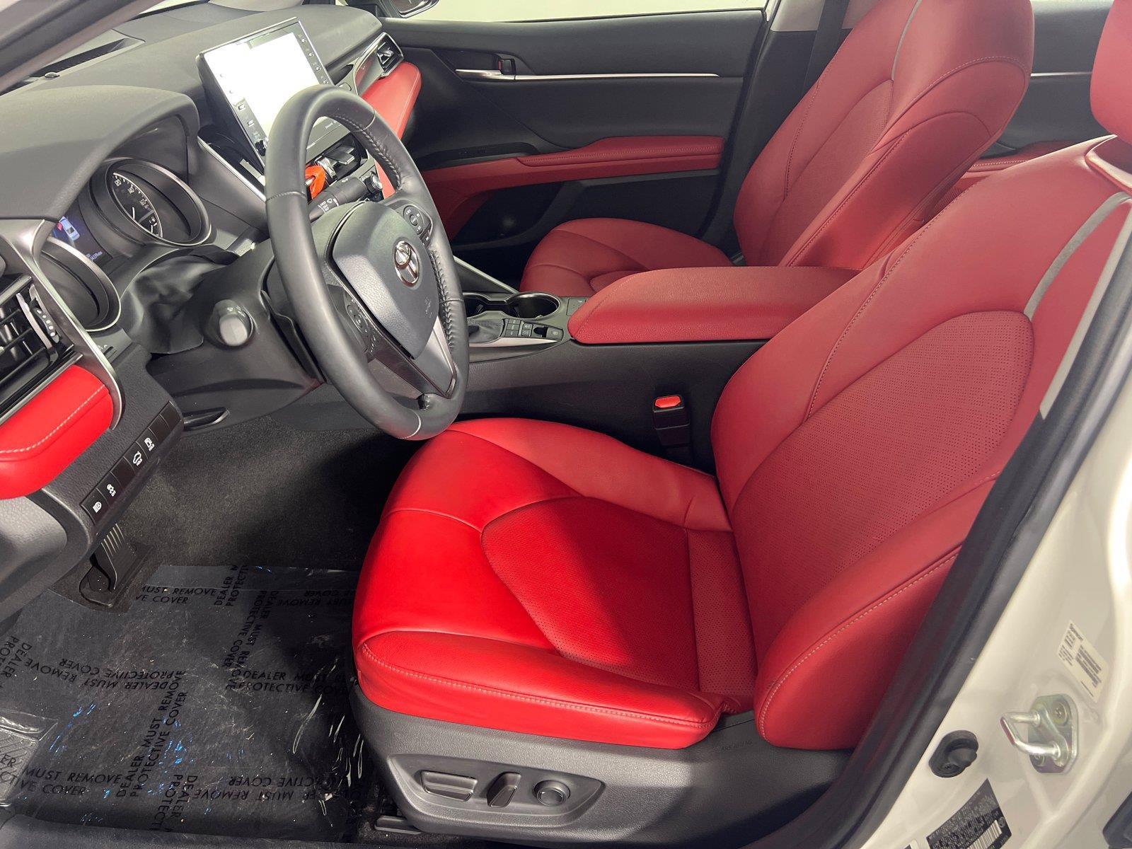 Used 2021 Toyota Camry XSE FWD image 8