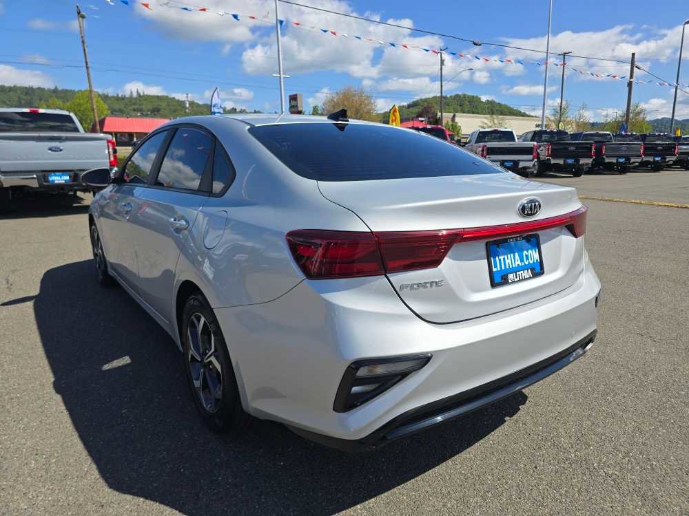 Used 2019 Kia Forte LXS FWD image 3