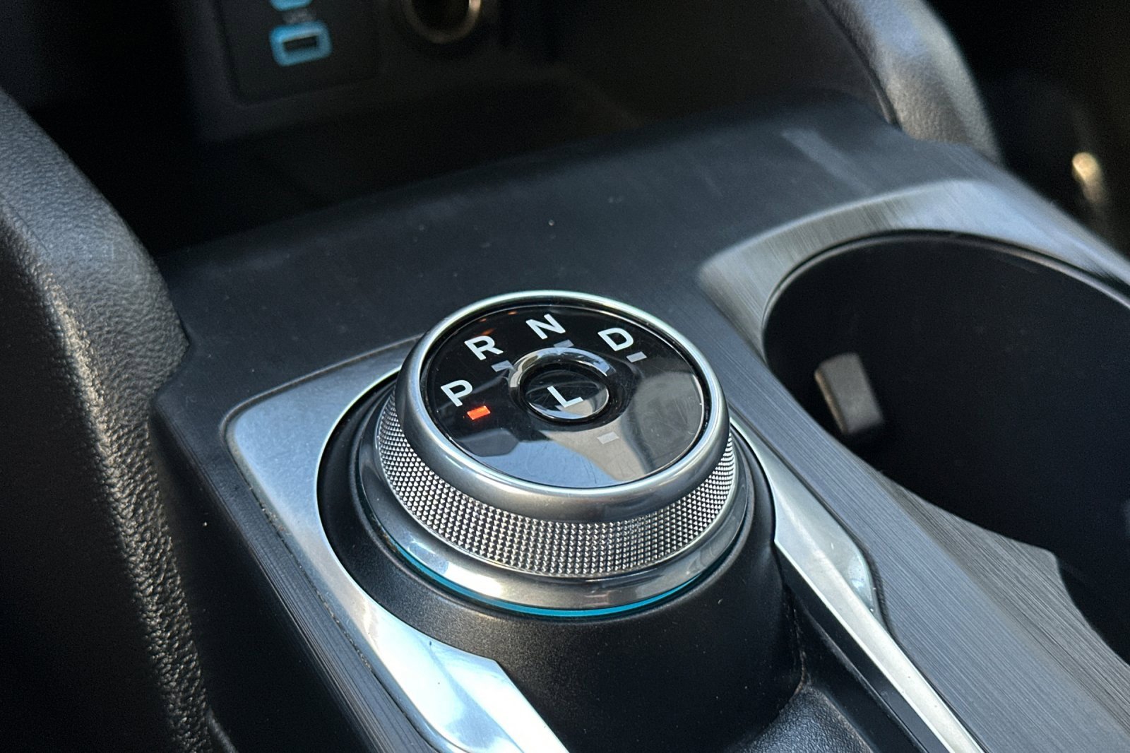 Certified 2022 Ford Escape SE w/ SE Sport Appearance Package image 20