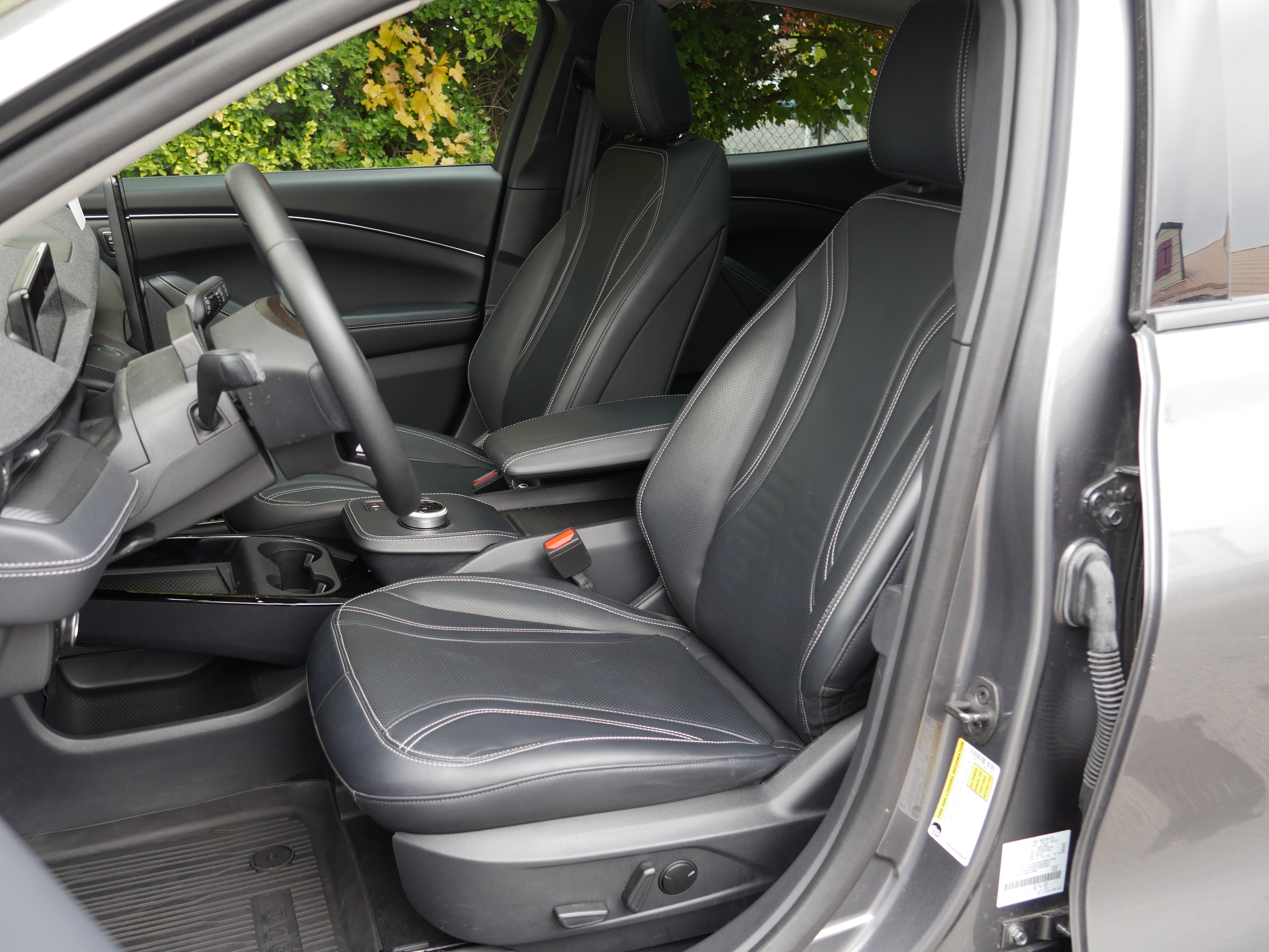 Certified 2023 Ford Mustang Mach-E Premium AWD/4WD image 38