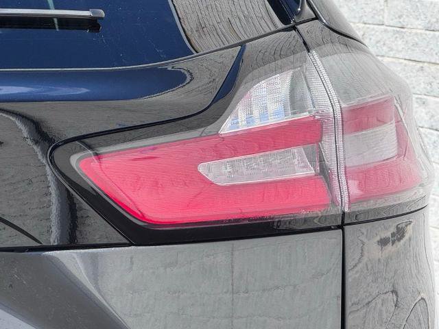 Certified 2023 Ford Edge Titanium AWD/4WD image 12