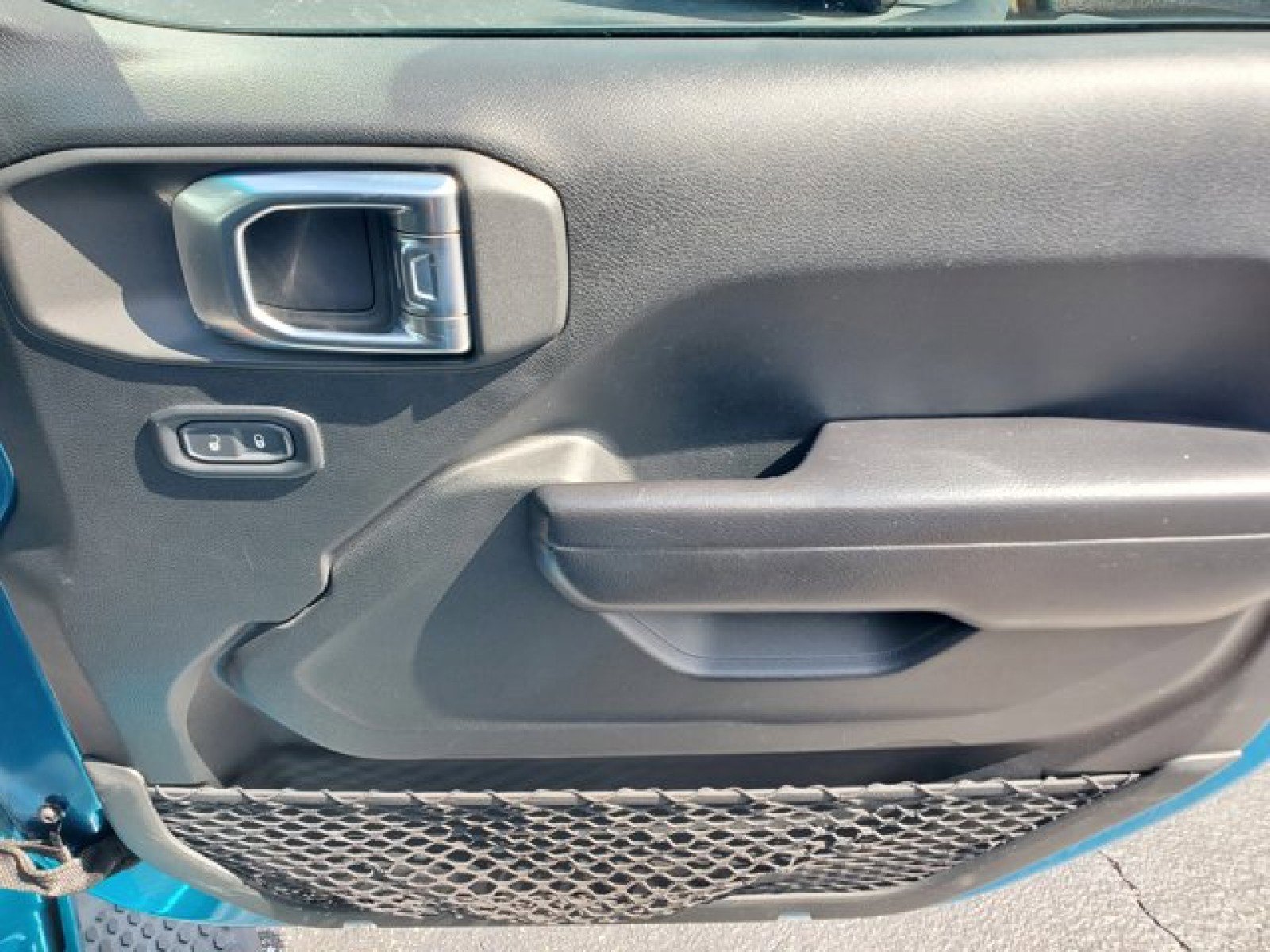 Used 2020 Jeep Wrangler Unlimited Sport S image 35