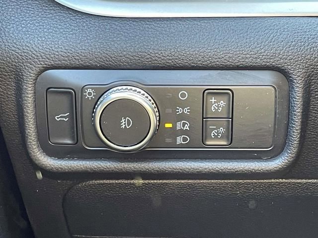 Certified 2021 Ford Explorer XLT w/ Equipment Group 202A RWD image 19