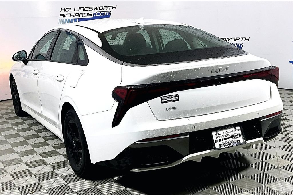 Used 2025 Kia K5 LXS FWD image 8