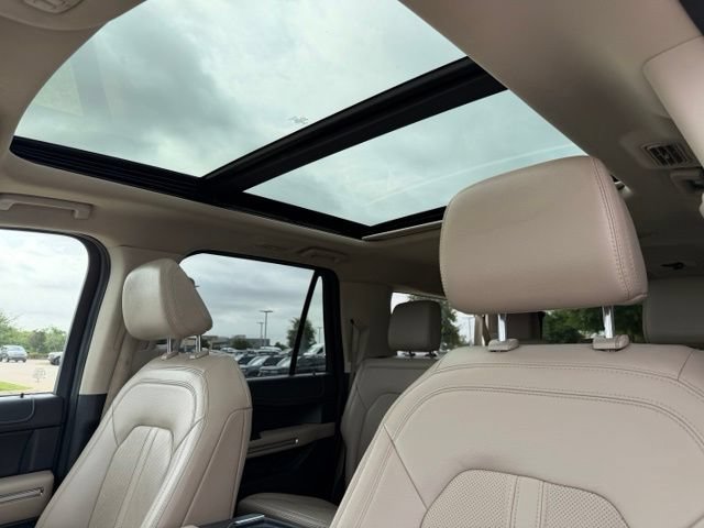 Certified 2022 Ford Expedition Max Limited AWD/4WD image 12