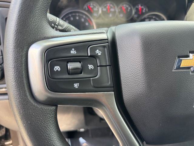 Used 2022 Chevrolet Silverado 1500 Custom w/ Safety Confidence Package AWD/4WD image 18