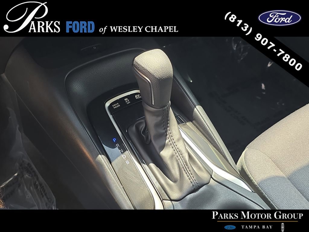 Used 2024 Toyota Corolla LE w/ LE Premium Package FWD image 24