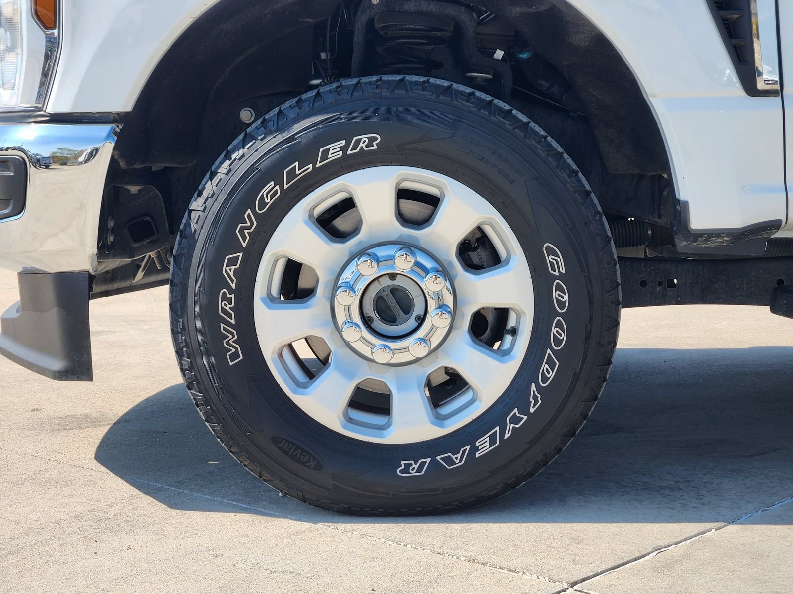Certified 2024 Ford F250 XLT AWD/4WD image 13