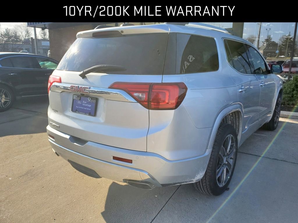 Used 2017 GMC Acadia Denali w/ Technology Package image 4