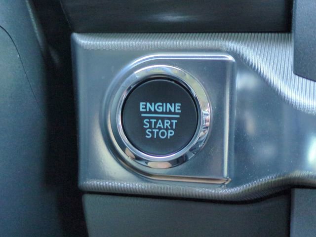Certified 2025 Ford F150 Lariat w/ Equipment Group 501A Mid AWD/4WD image 31