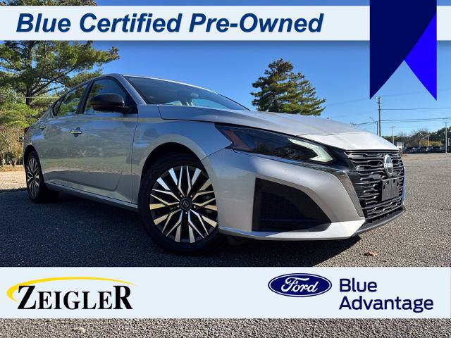 Used 2024 Nissan Altima 2.5 SV FWD image 1