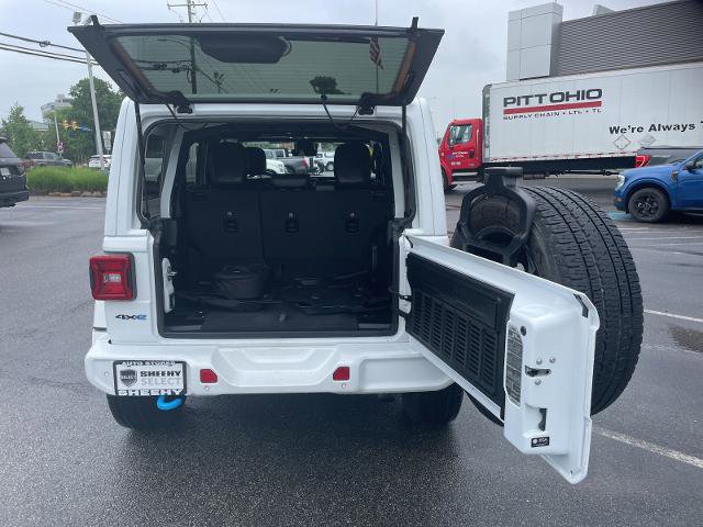Used 2021 Jeep Wrangler Unlimited Sahara AWD/4WD image 11