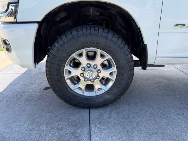 Used 2024 RAM 2500 Laramie AWD/4WD image 4